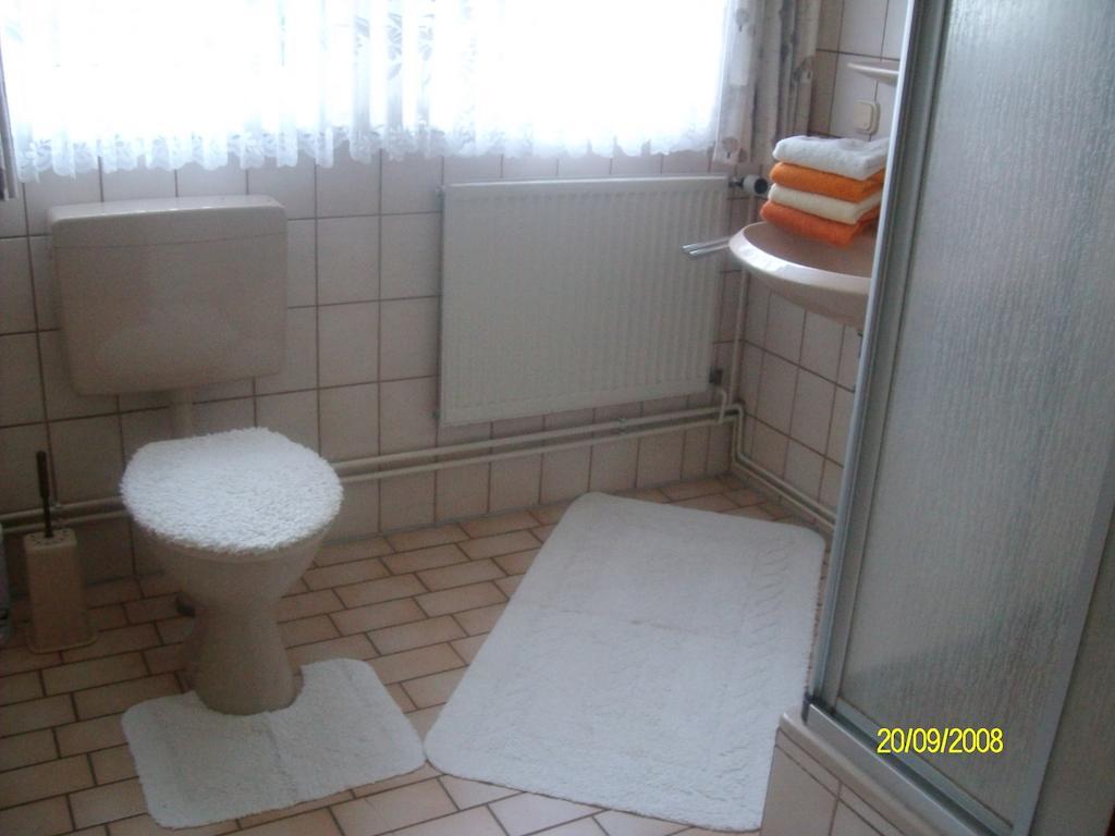 Ferien Und Gaestehaus Harms Neuenkirchen  Room photo